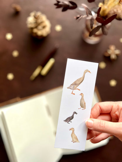 Bookmark with countryside farmhouse themed design. Cute farm animal bookmark. Artist made. Small gift for reading lover or stationery fan. 